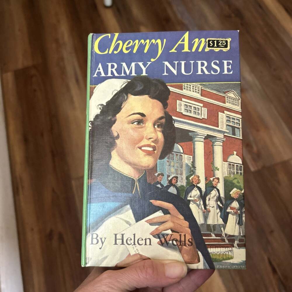 Vintage 1944 Children's Chapter Book Cherry Ames Army Nurse by Helen Wells